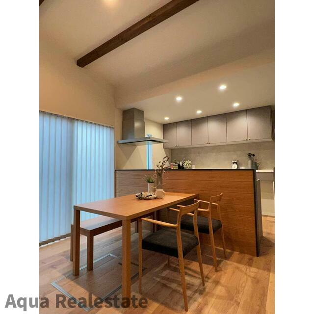 丸亀市土器町西７丁目の中古一戸建の居間・リビング|居間です