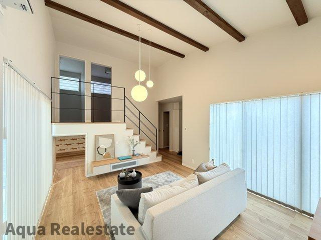 丸亀市土器町西７丁目の中古一戸建の居間・リビング|こちらのリビングで趣味の時間をお楽しみください