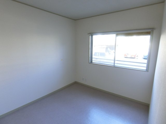 ルグラン嶋津の洋室