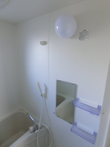 ルグラン嶋津の浴室