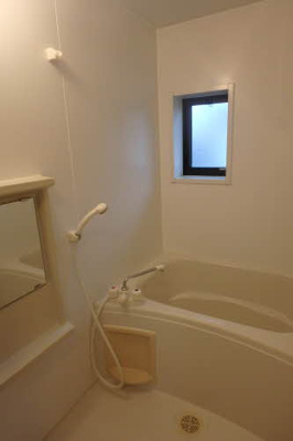 【浴室】 | リバーラインK's | 浴室に窓あり