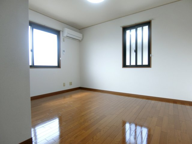 ひるがおAの洋室