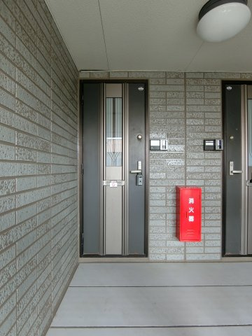 ひるがおAの玄関