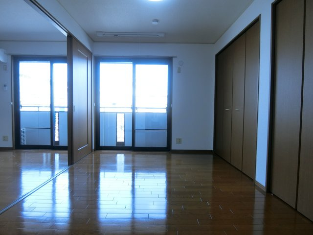 ひるがおAの洋室