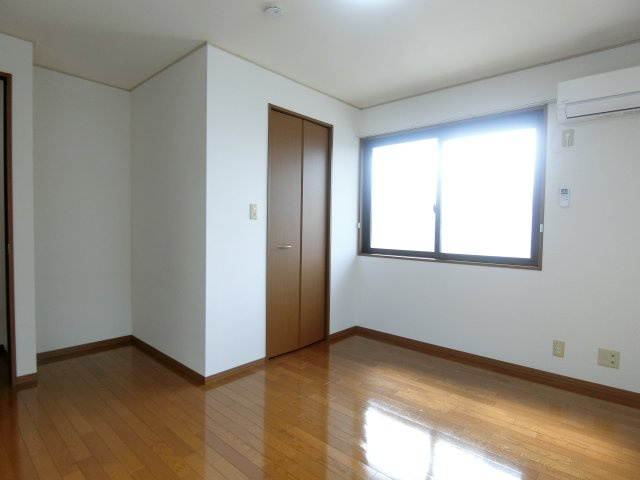 ひるがおAの洋室