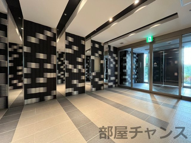 メイクスデザイン鶴舞のロビー