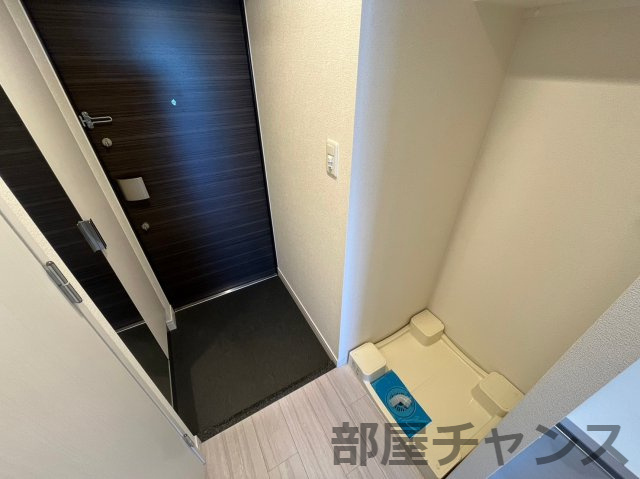 メイクスデザイン鶴舞の玄関