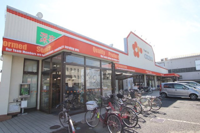 スーパー