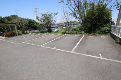 敷地内駐車場（※要空き確認）
