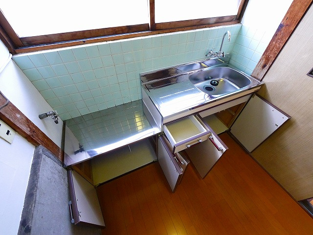 森中貸家のキッチン