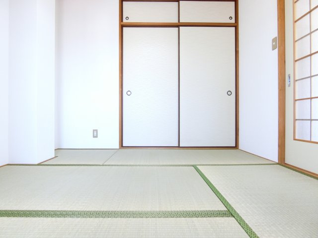 リバーサイドマンションの和室|同物件別部屋写真