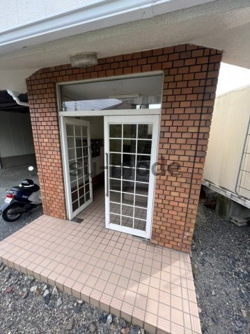 宮本マンションのエントランス