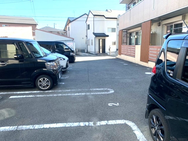 トレスベイアの駐車場