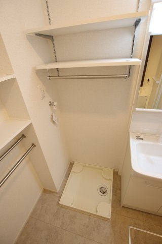 【設備】 | ラウレア | 室内洗濯機置き場