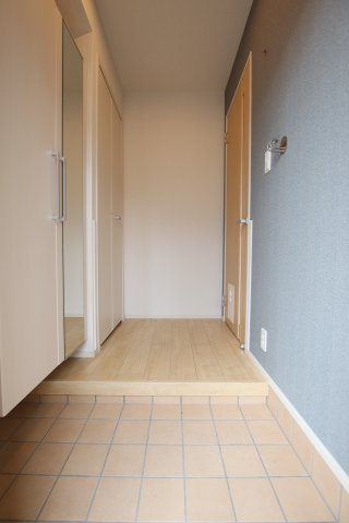 【玄関】 | ラウレア