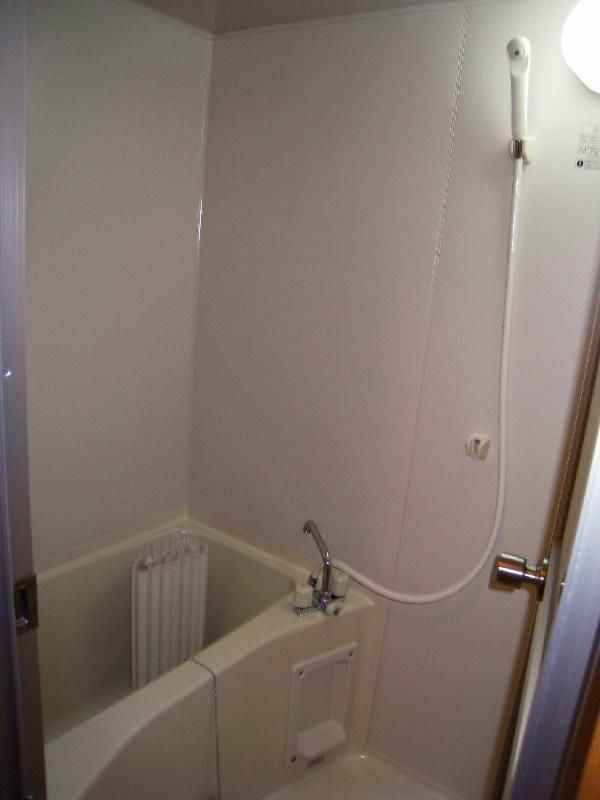 ヴィラ・ルース　　刈谷市近郊の賃貸はクラスホーム刈谷店の浴室