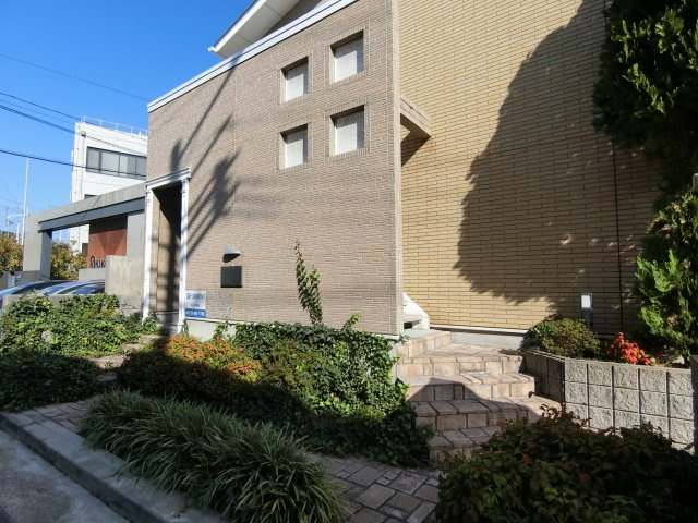 ガルニエの周辺