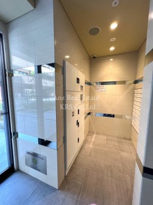 【その他共用部分】 | ララプレイス阿波座駅前フェリオ | 大切な荷物をお預かり！宅配ボックスが設置されています♪