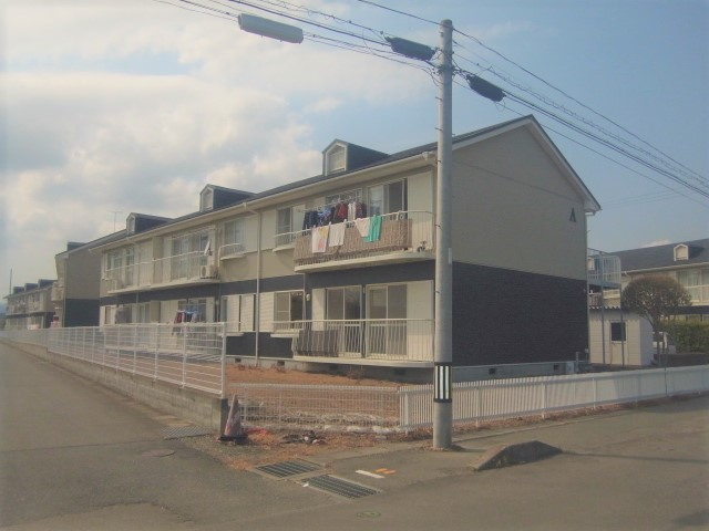 鷺内シーサイドタウンA棟の外観