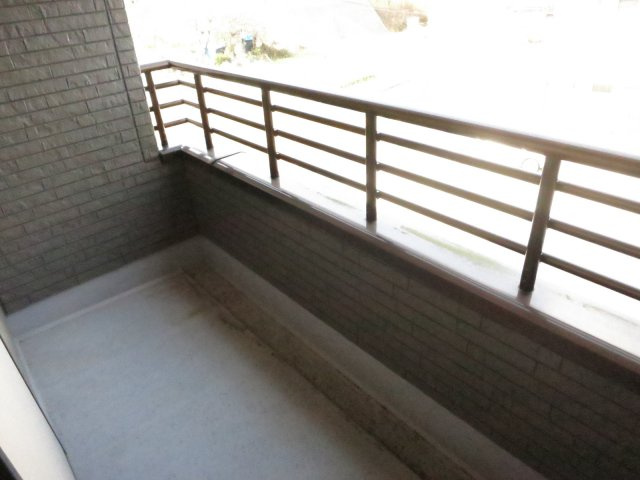 コーポNATSUのバルコニー