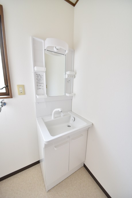 コーポNATSUの洗面所