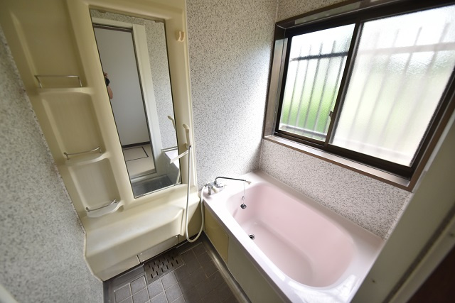 コーポNATSUの浴室