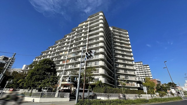 日商岩井亀戸マンションの外観