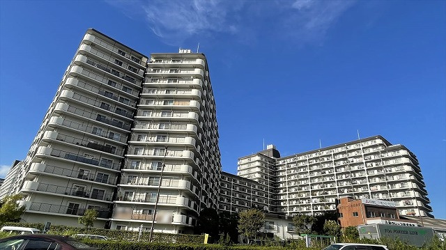 日商岩井亀戸マンションの外観