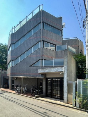 【エントランス】 | モントベルク烏山