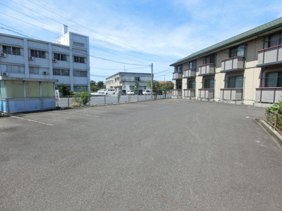 【駐車場】 | シャーメゾンSACHI　C