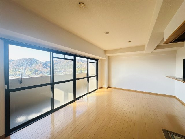 ライオンズマンション姫路東今宿の居間・リビング