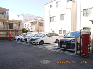 【駐車場】