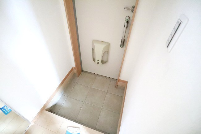 Carino7の玄関|※別部屋のイメージ写真です。