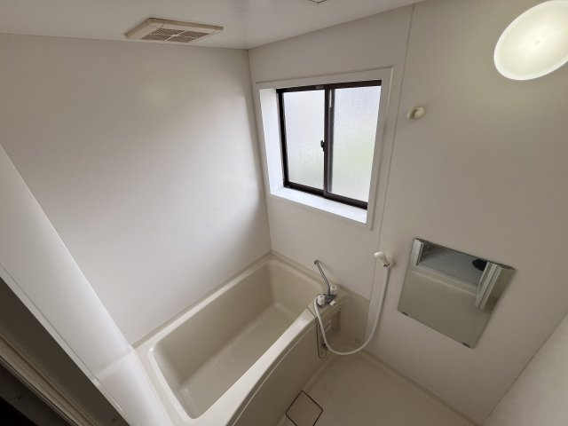 玉名郡長洲町大字高浜の一戸建ての浴室