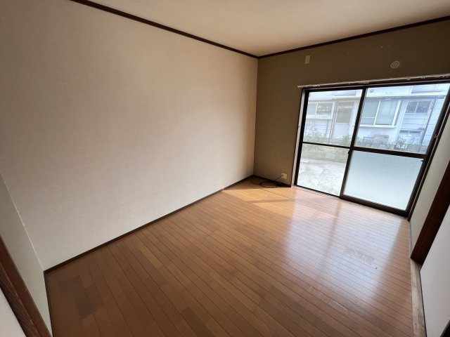 玉名郡長洲町大字高浜の一戸建ての洋室