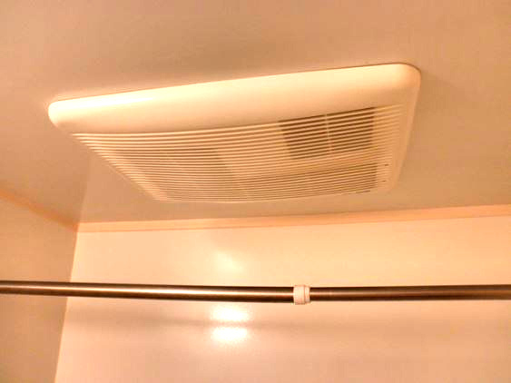 【設備】 | アンプルールフェールルミエール富木 | 浴室乾燥機