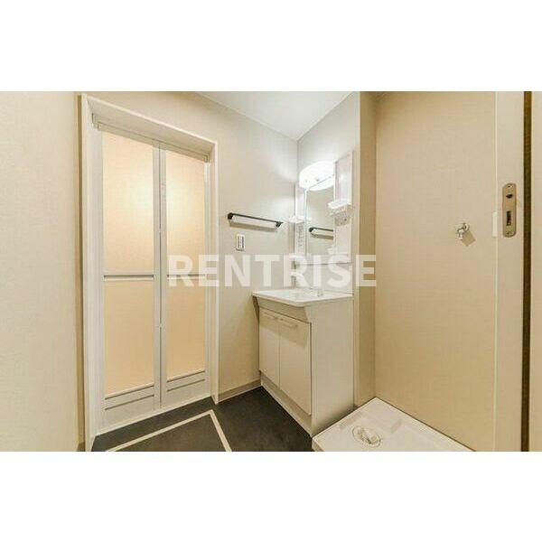 RESENCE KONANの洗面所