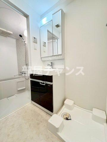 ディアレイシャス泉の独立洗面台