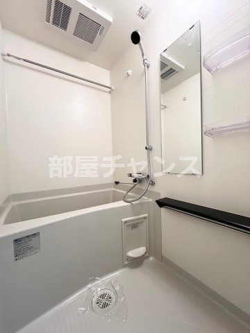 ディアレイシャス名古屋太閤通Ⅱの浴室