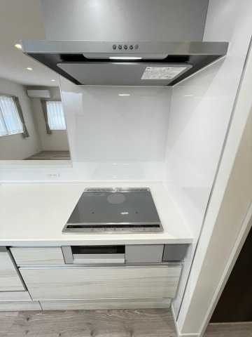 【キッチン】 | トレステージ桜木4丁目　3号棟 | ☆3口IHコンロ☆