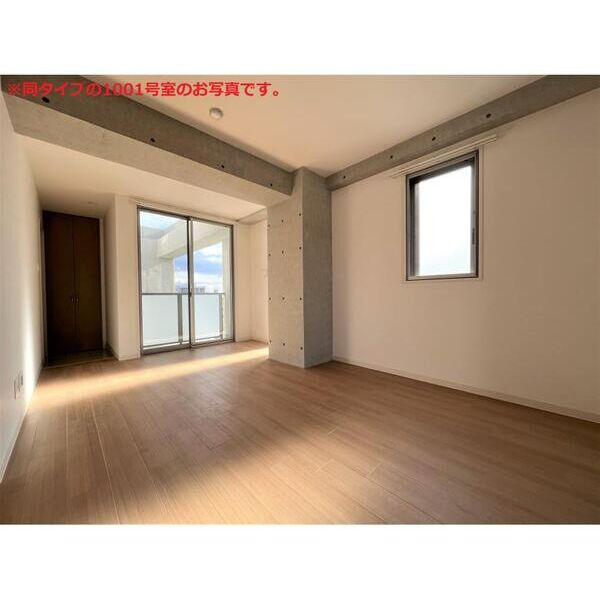 Teramachi　Box　24の居間・リビング