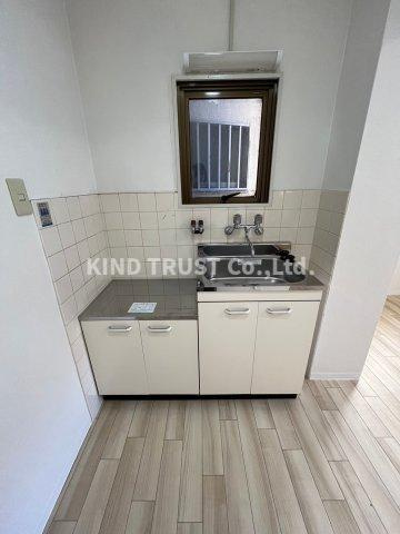 リバティ中津Ⅰのキッチン|コンパクトなキッチンで掃除もラクラク