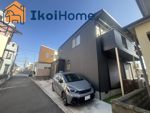 明石市大久保町松陰　中古戸建　全面フルリフォ完の前面道路含む現地写真|●資料・カタログのご請求無料●現地見学可能●大久保小学校までは徒歩20分、大久保北中学校までは徒歩22分となっています。近いのでお子様も通学しやすく安心です。