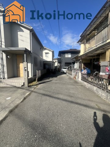 明石市大久保町松陰　中古戸建　全面フルリフォ完の前面道路含む現地写真|物件・当店の最寄り駅まで無料送迎サービスございます。買い物のついでに、用事のついでに、ちょっとした空き時間にも対応致します！最短、10分で指定場所までお迎えに向かいます！まずはお問い合わせください！