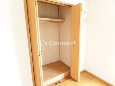 【設備】 | ＶＩＶＡＣＥ雷神Ａ棟 | クローゼットでお荷物もすっきり収納。