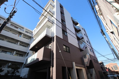 ◆特急停車「調布」駅徒歩5分。都心近接の良アクセス。