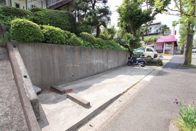 駐車場要空き確認