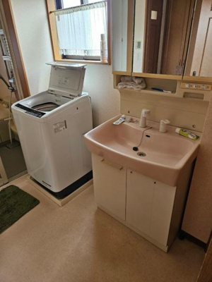 【独立洗面台】 | 琴浦町松谷戸建