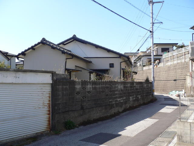 高知市十津3丁目の前面道路含む現地写真|北西側