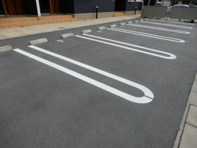 ユートピアの駐車場